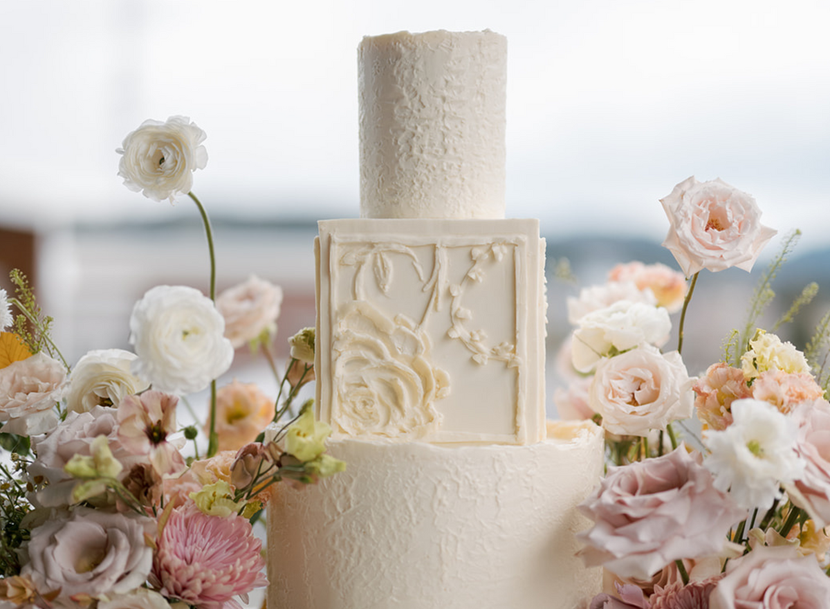 Wedding Cake Trend Predictions for 2025 Sweet and Tarte